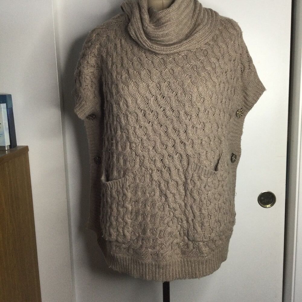 Angel of the North sweater